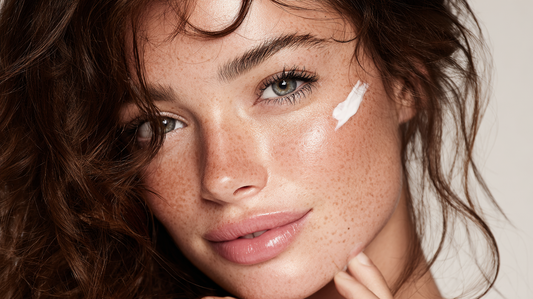 Guía Completa de Maquillaje y Cuidado de la Piel