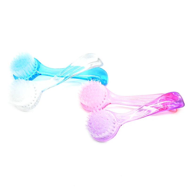 Cepillo de limpieza para manicura.
