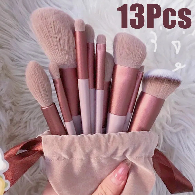 Juego de brochas para maquillaje del rostro