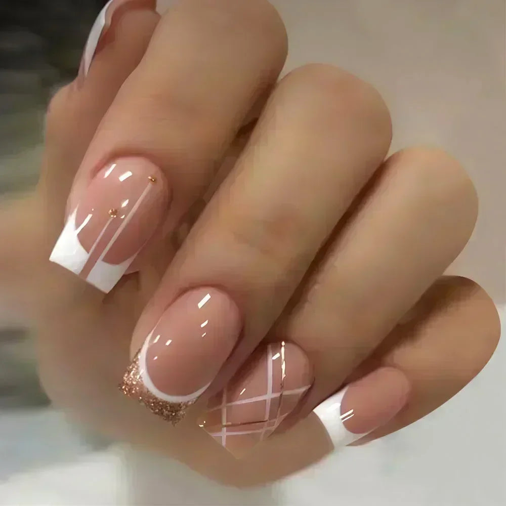 65 Sets de 24 Uñas Postizas Cortas