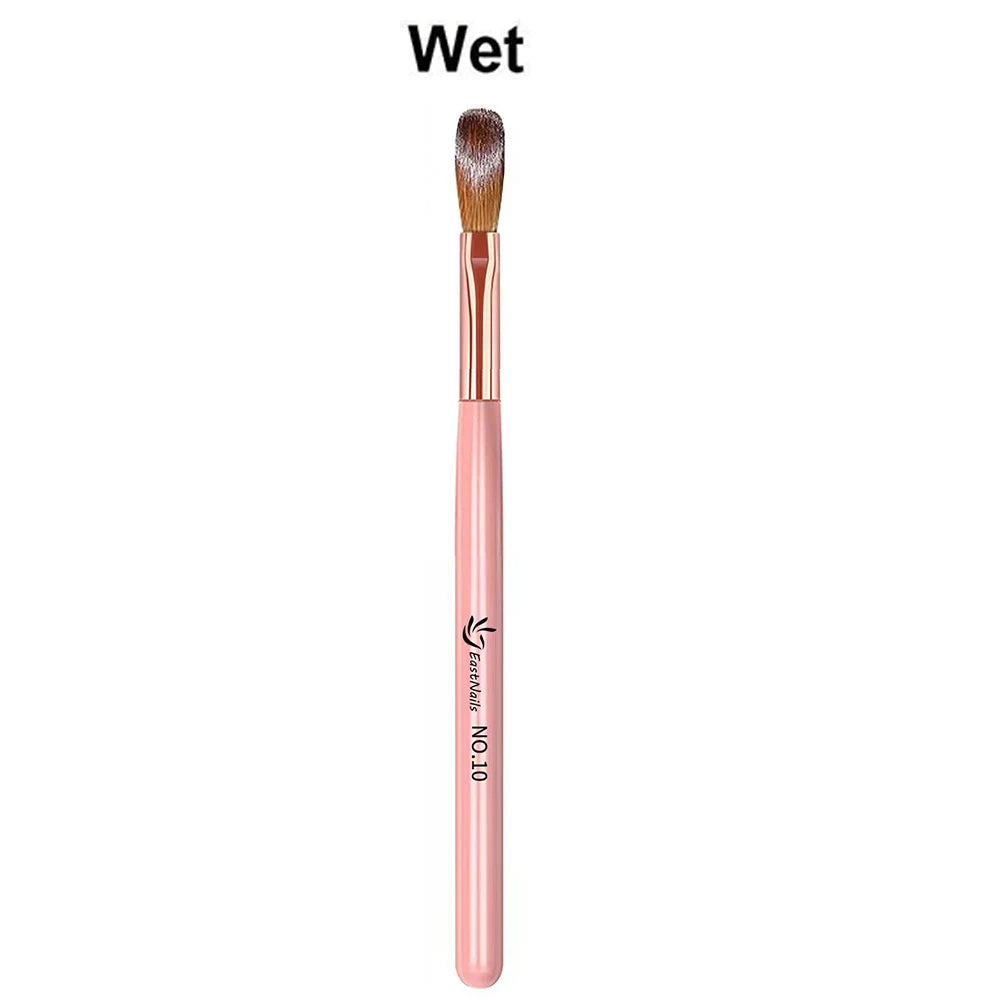 Pinceles para manicura y pedicura.