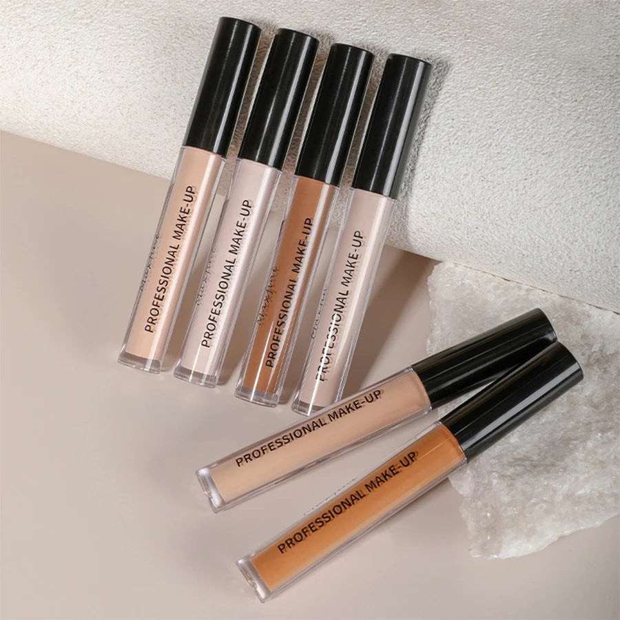 Corrector Líquido Mate – Alta Cobertura MAXFINE