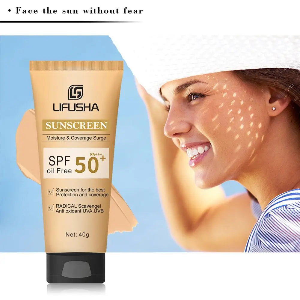 Protector solar SPF50+ con antioxidantes.