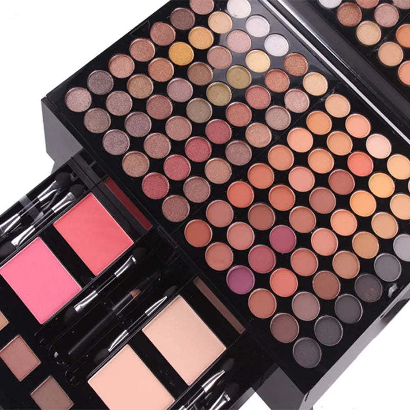 Set de maquillaje miss rose en caja de piano