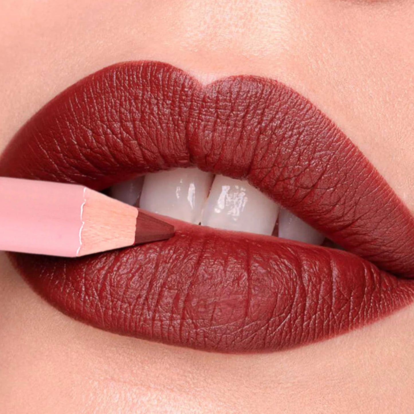 Delineador de Labios Mate Zyxu