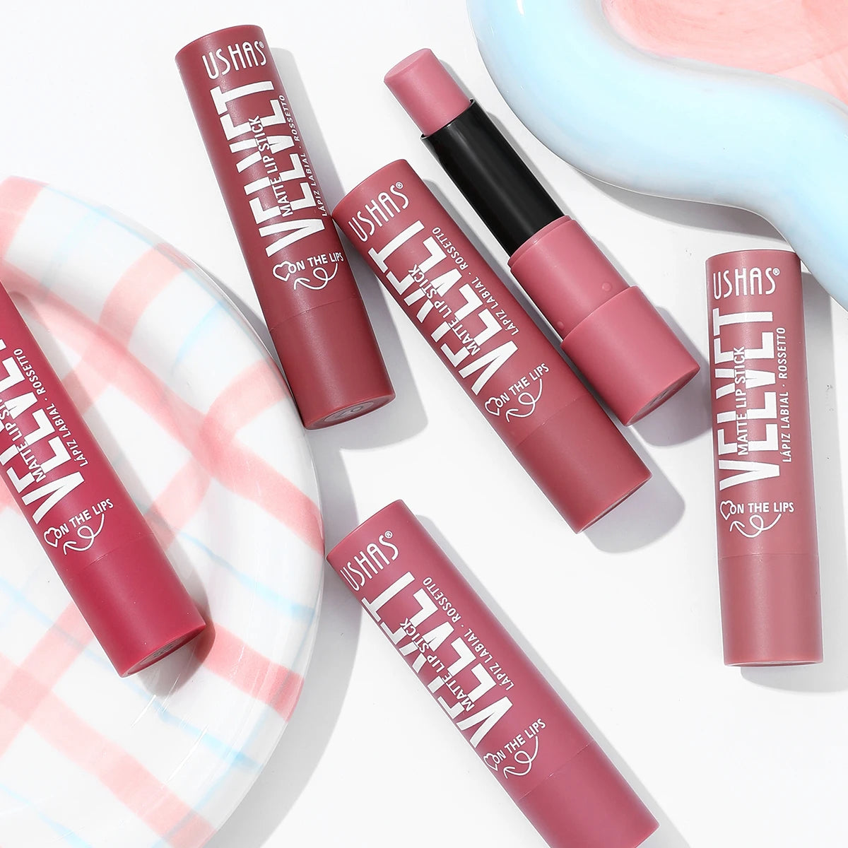 USHAS lipstick set