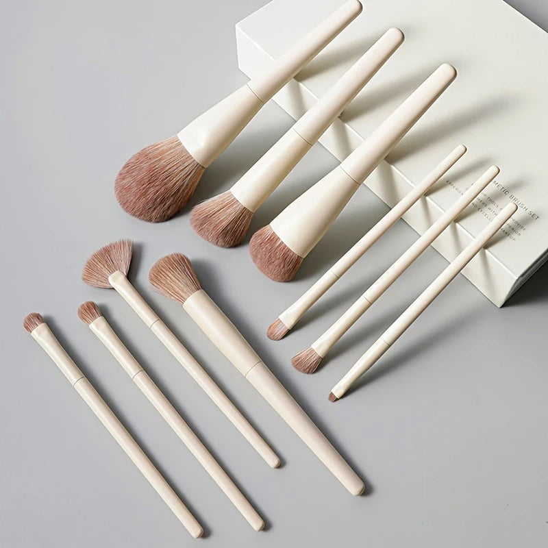 Juego de brochas para maquillaje del rostro
