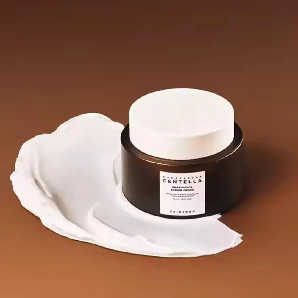 Crema Facial Hidratante y Antiedad de centella Skin1004