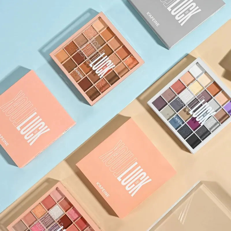 Paleta de Sombras DIKALU de 25 Colores.