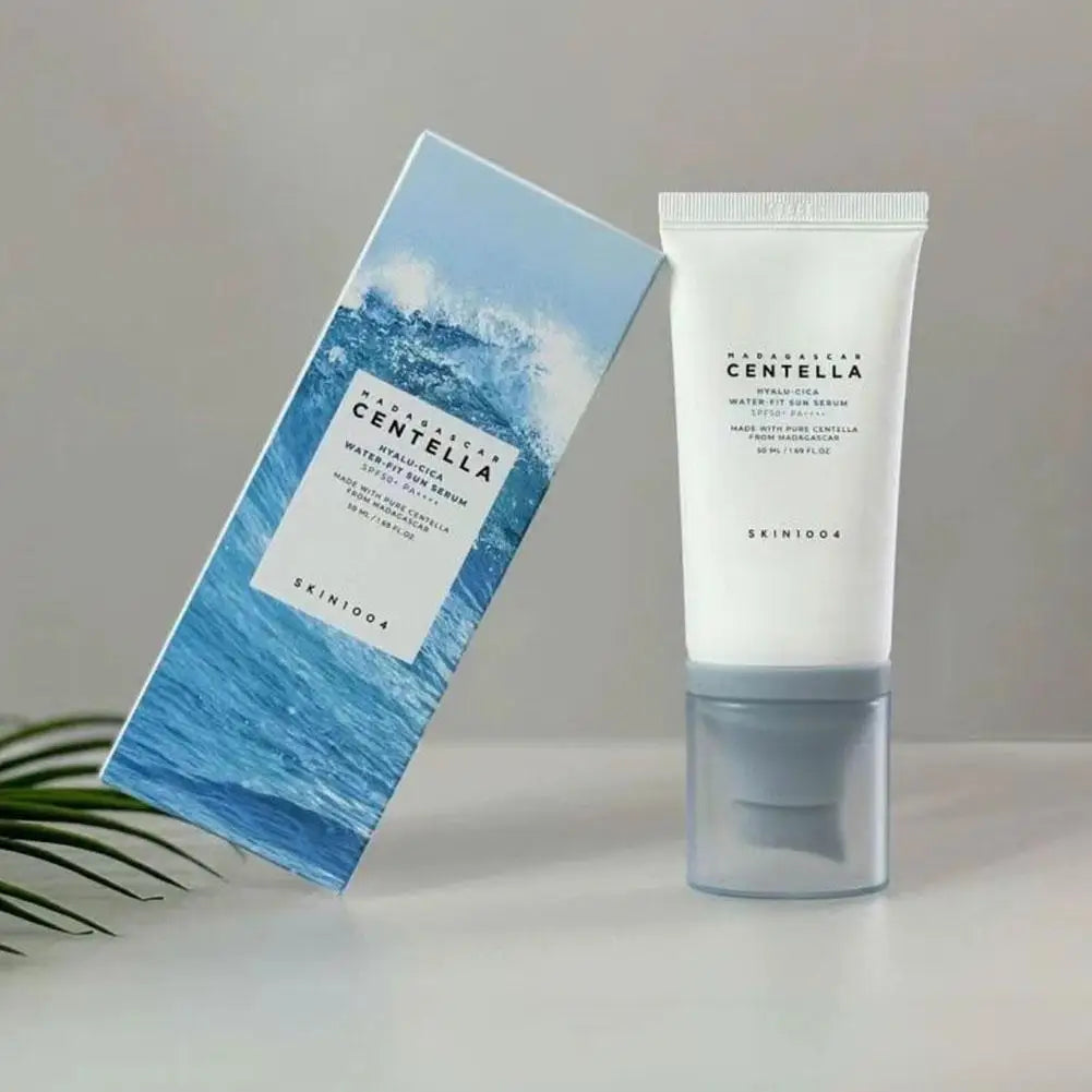Water-resistant sunscreen SPF50+ Centella