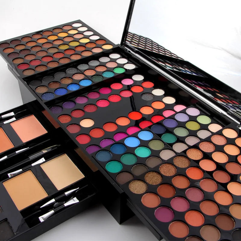 Set de maquillaje miss rose en caja de piano