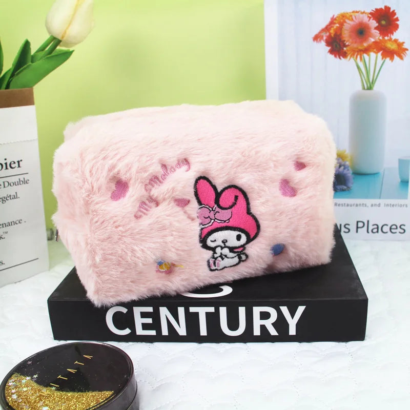 Neceser de Peluche MINISO