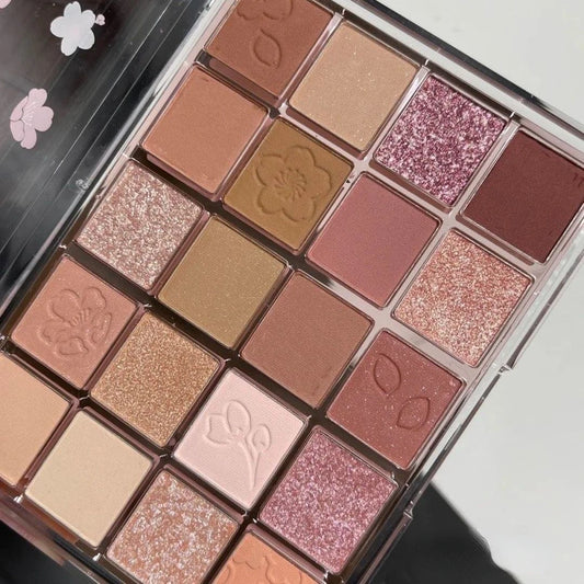 Paleta de Sombras Kalvaro Multicolor.