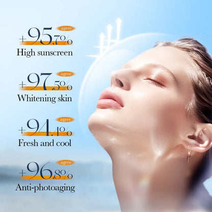 Tinted sunscreen with vitamin C, zinc oxide and hyaluronic acid.