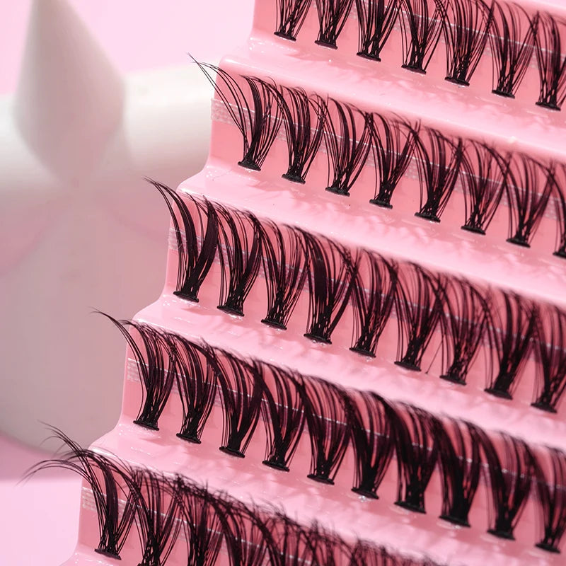 False Eyelashes in Clusters