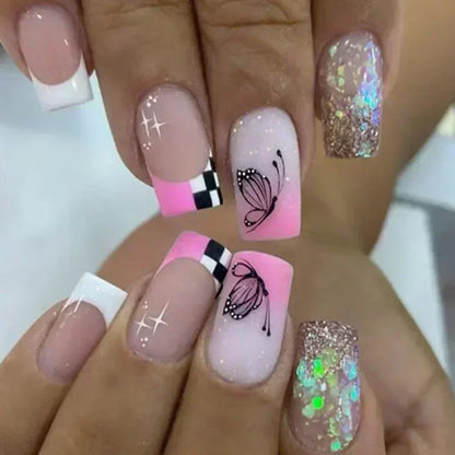 Set of 24 Short False Nails.