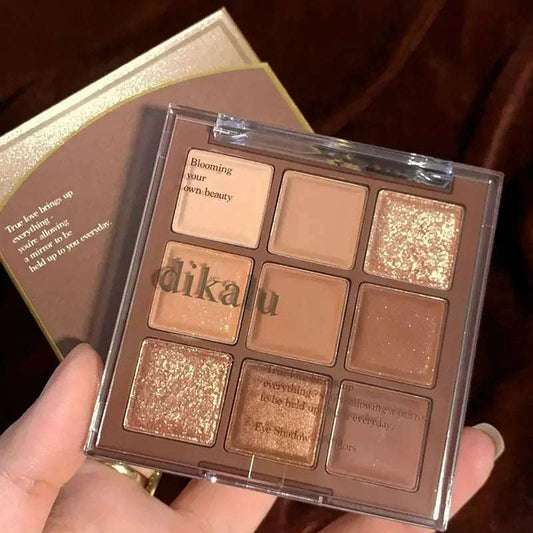 Paleta de sombras de ojos de DIKALU.