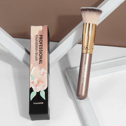 MAANGE Foundation Brush.