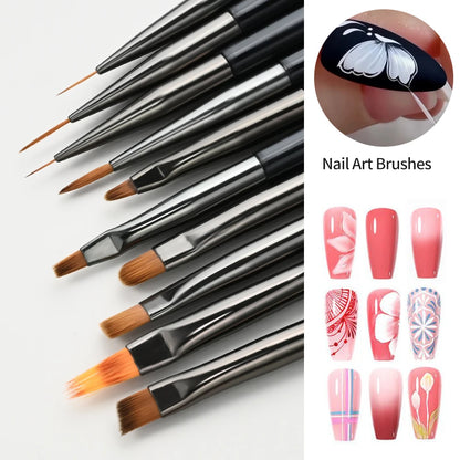 Pinceles para manicuras.