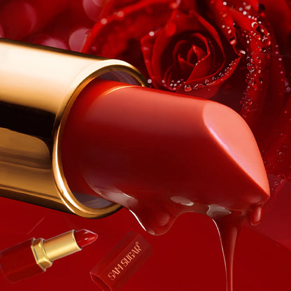 Vibrant and even color lipstick.