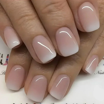 Set of 24 Short False Nails.