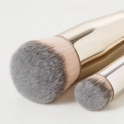Premium Foundation and Concealer Brush.