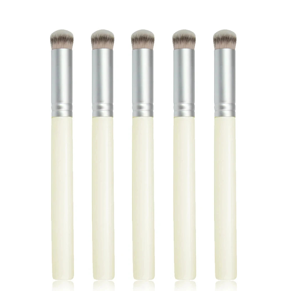 Premium Foundation and Concealer Brush.
