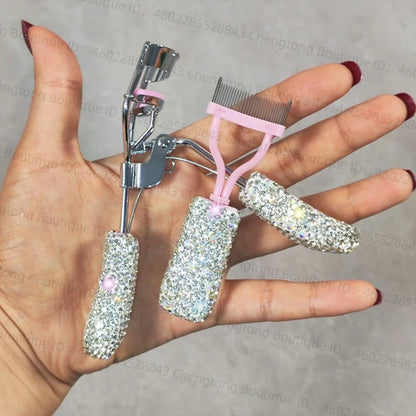 Eyelash curler with artificial diamonds