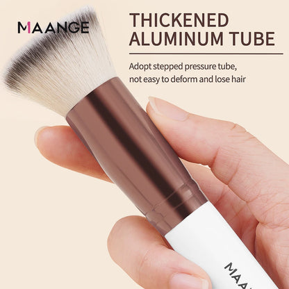 MAANGE Foundation Brush.
