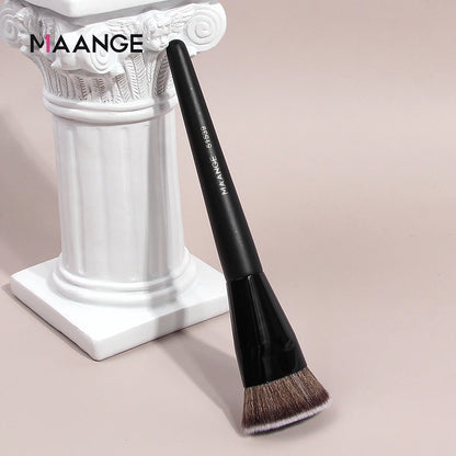 MAANGE Flat Head Foundation Brush.