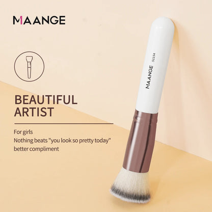 MAANGE Foundation Brush.