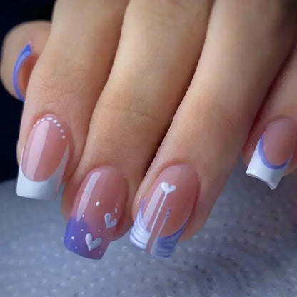 Set of 24 Short False Nails.