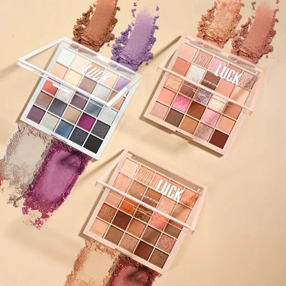 Paleta de Sombras DIKALU de 25 Colores.