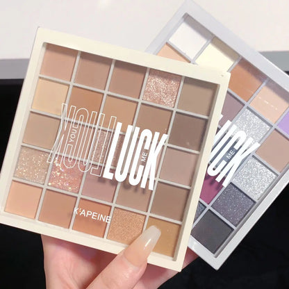 Paleta de Sombras DIKALU de 25 Colores.